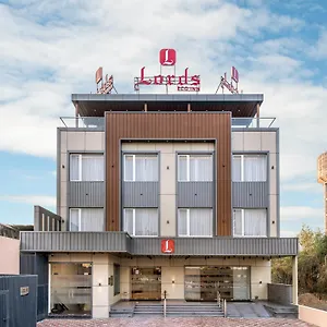 Lords Eco Dera Bassi Hotel